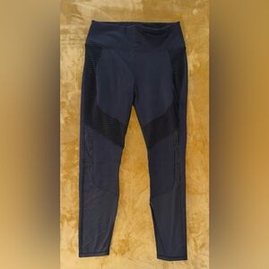 Fabletics Gray Leggings with Ribbed Panels